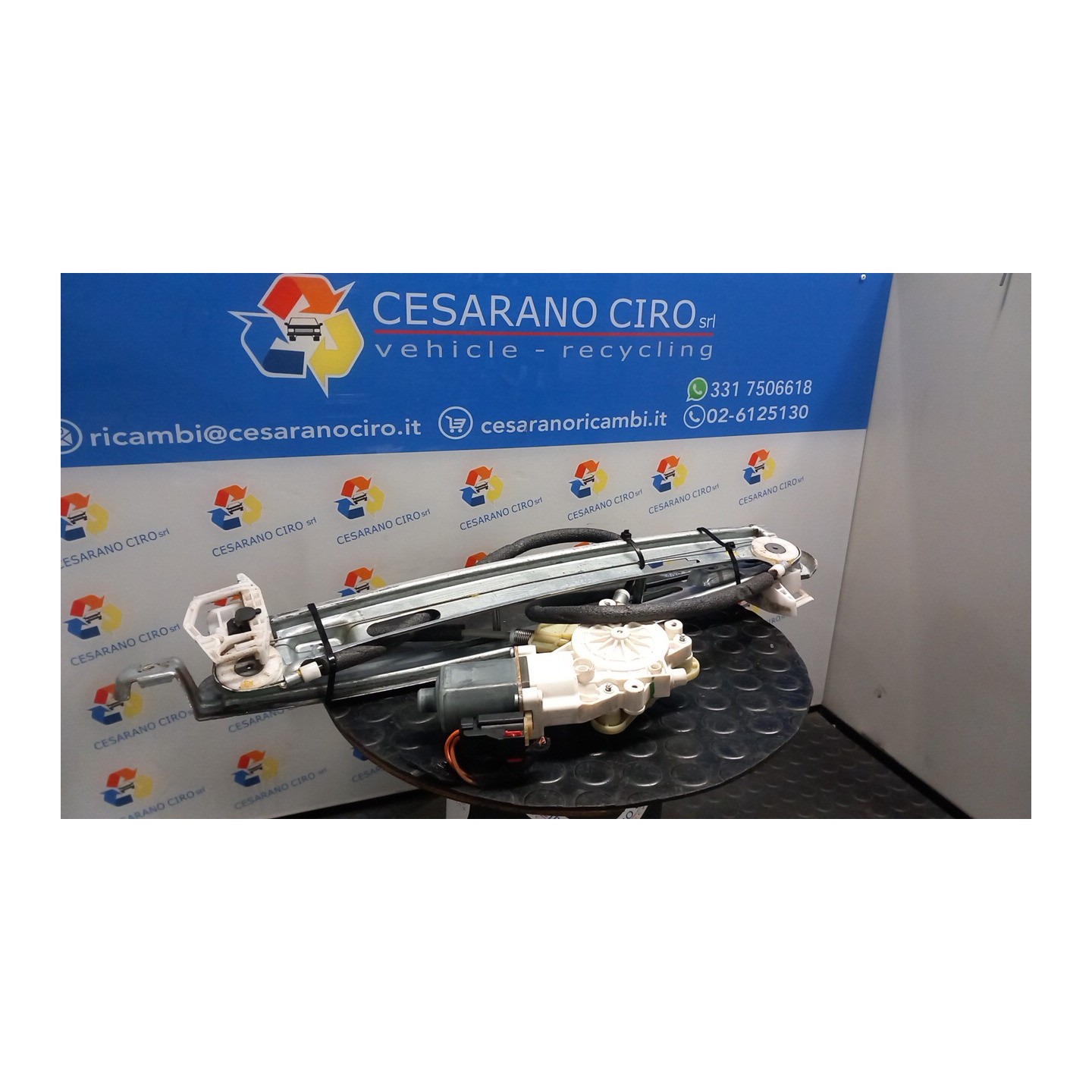 ALZACRISTALLO ELETTR. PORTA ANT. SX. 010 JEEP COMPASS (MK) (03/11-05/15) 651925 K68002897AA