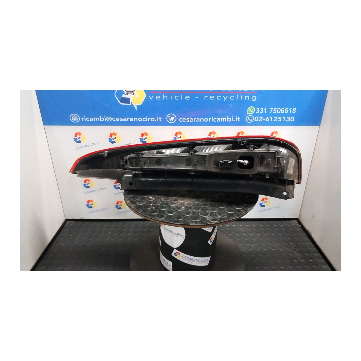 FANALE POST. SX. 004 FORD FIESTA (CBK) (03/02-12/05) FUJA 1324578