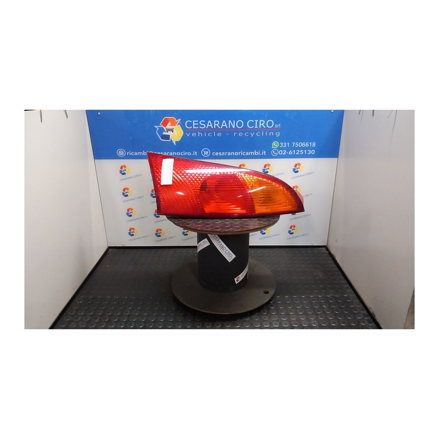 FANALE POST. DX. 043 FORD FOCUS (CAK) (10/01-04/05) FYDB 1214226