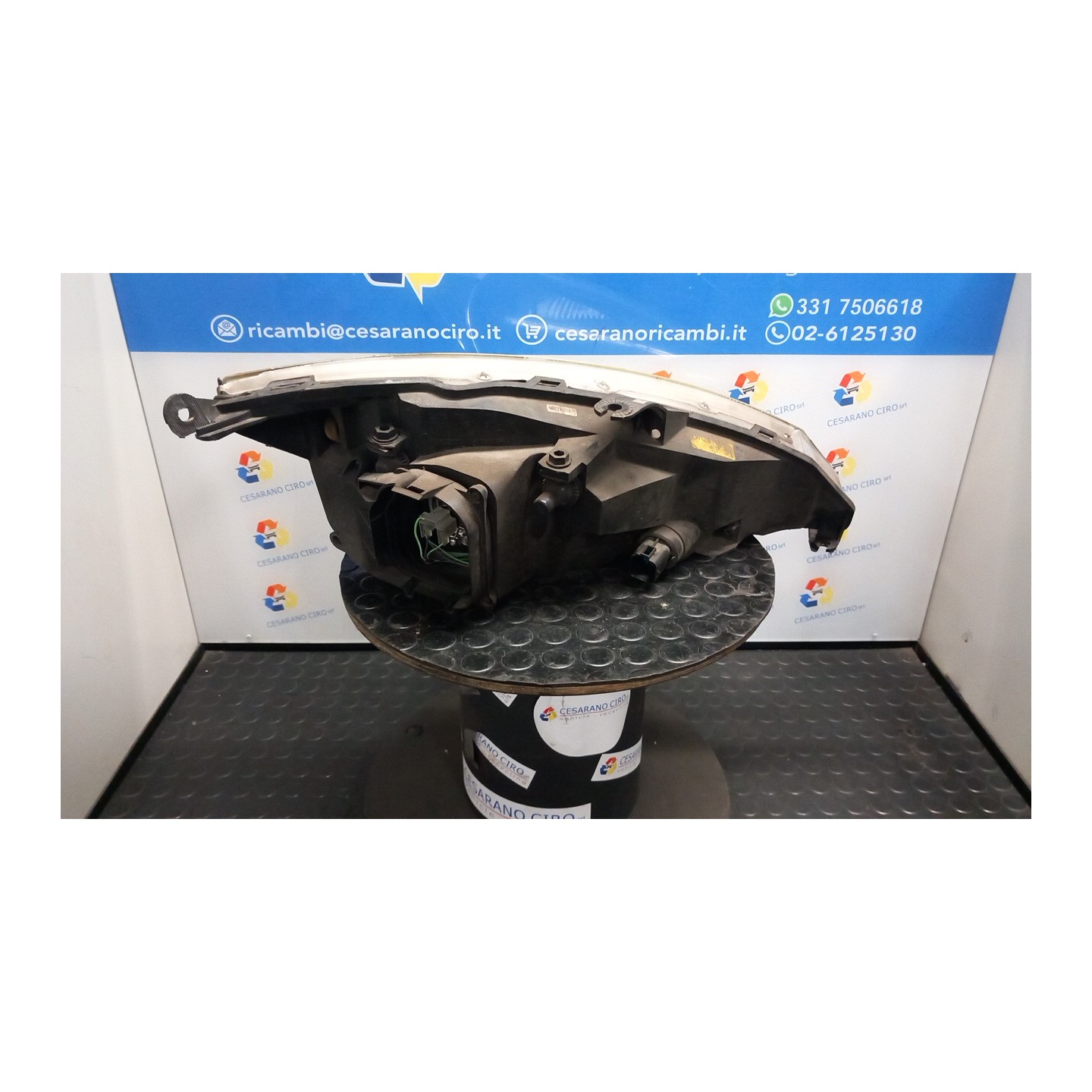 PROIETTORE C/REGOLAZ. MANUALE FARI SX. 054 FORD FOCUS (CAK) (10/98-03/02) FYDA 1152091