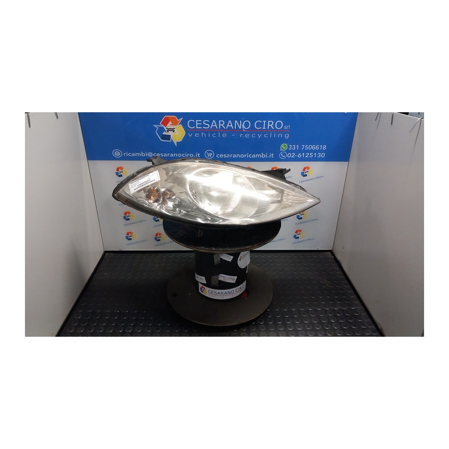 PROIETTORE DX. 077 MERCEDES-BENZ CLASSE A (W/C169) (07/04-04/13 266920 A1698205861