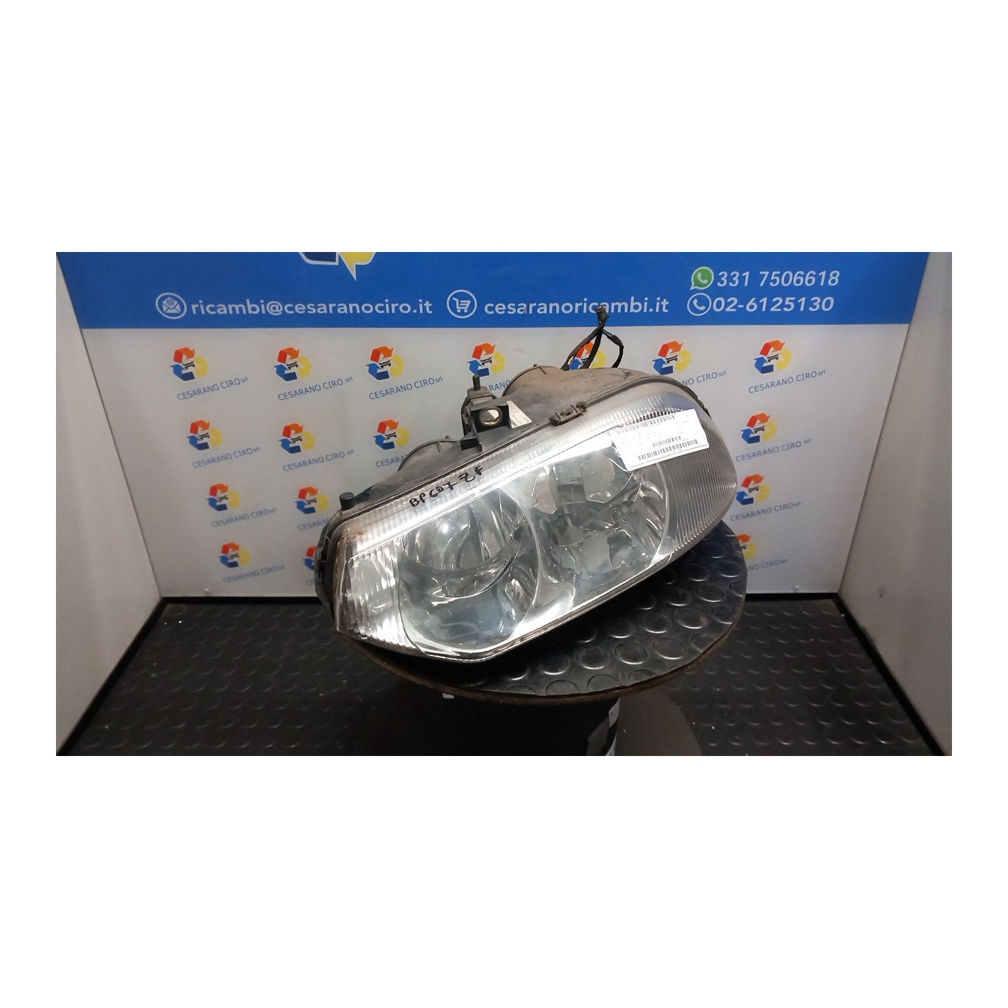 PROIETTORE REGOLATORE ALTEZZA SX. 099 ALFA ROMEO 156 1A SERIE (04/00-02/02) AR32205 60620135
