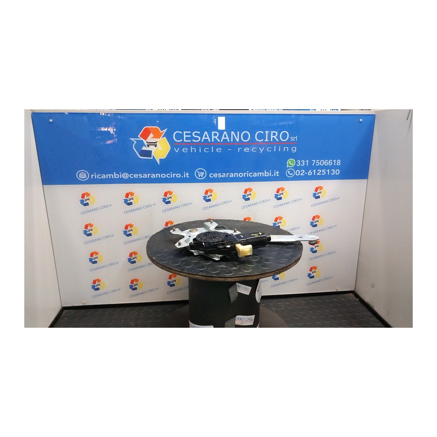 ALZACRISTALLO ELETTR. PORTA POST. DX. 024 KIA PICANTO 1A SERIE (02/04-10/08 G4HG 8340407010