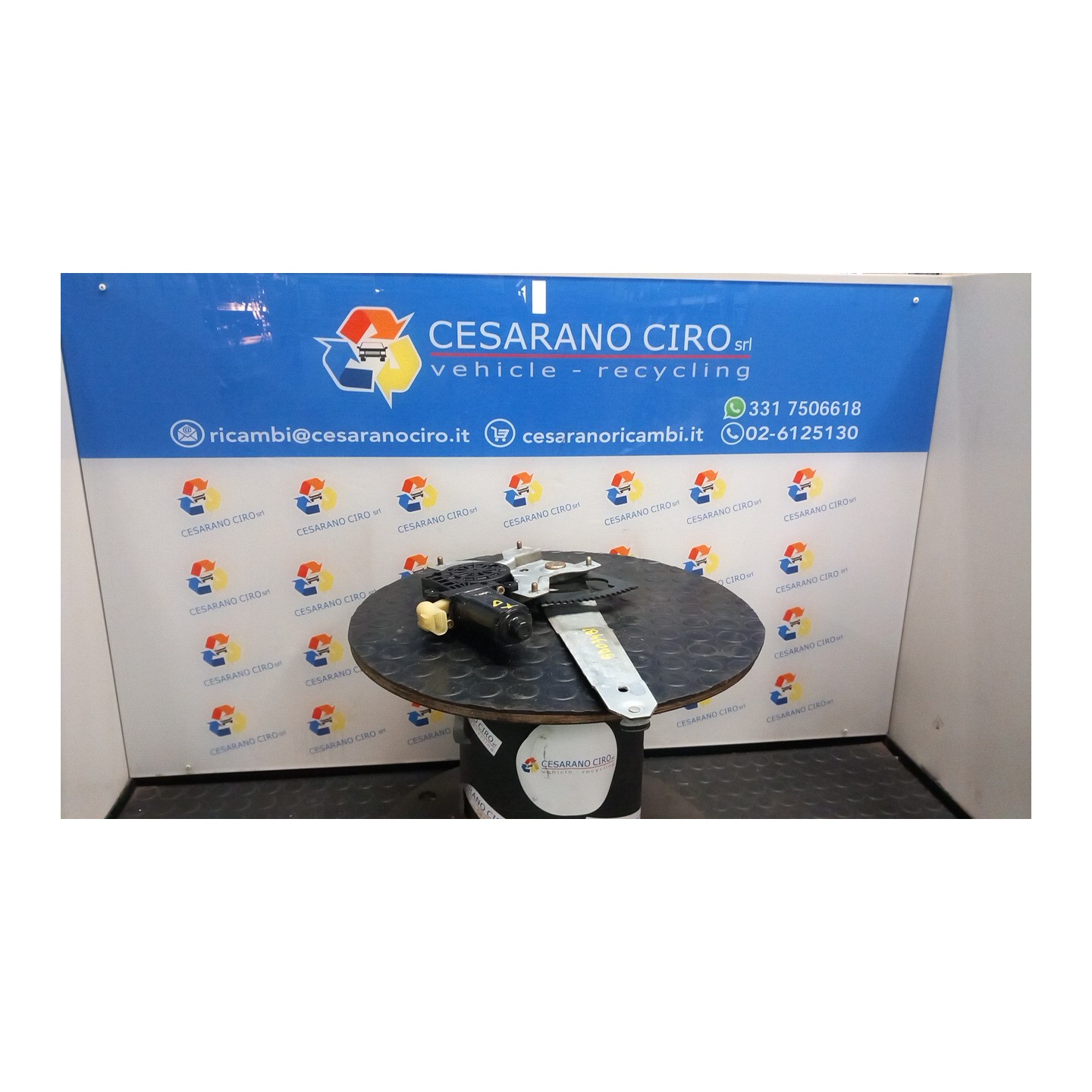 ALZACRISTALLO ELETTR. PORTA POST. DX. 024 KIA PICANTO 1A SERIE (02/04-10/08 G4HG 8340407010