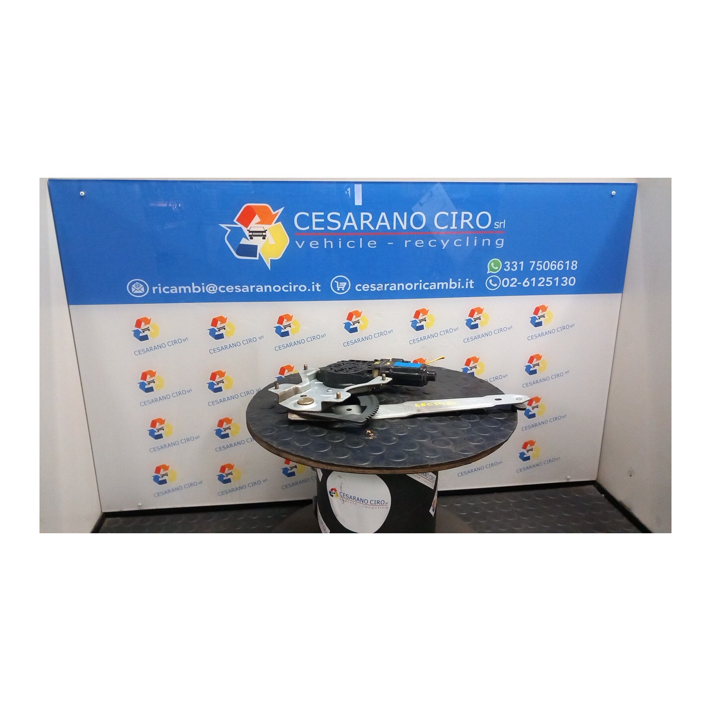 ALZACRISTALLO ELETTR. PORTA POST. SX. 025 KIA PICANTO 1A SERIE (02/04-10/08 G4HG 8340307010