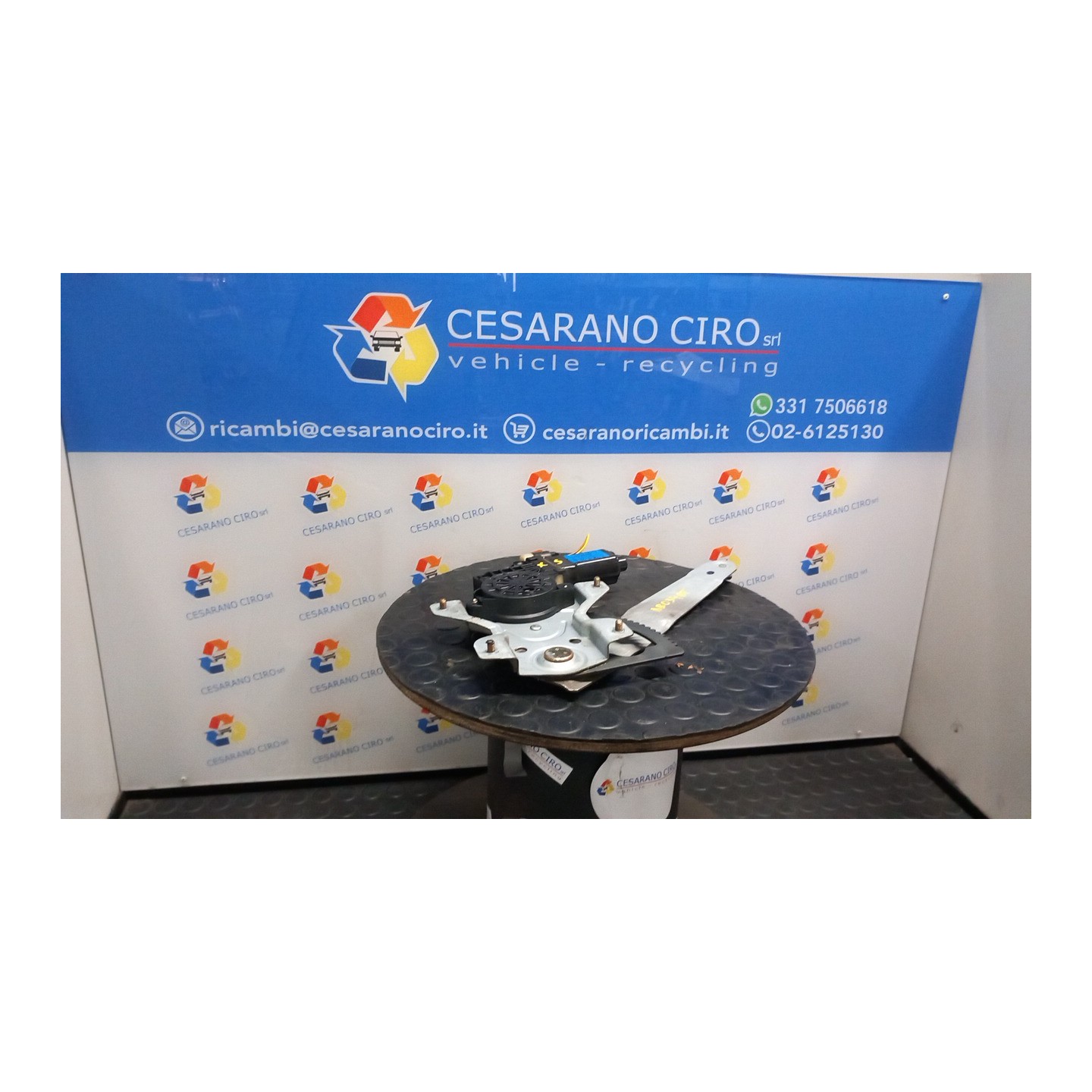 ALZACRISTALLO ELETTR. PORTA POST. SX. 025 KIA PICANTO 1A SERIE (02/04-10/08 G4HG 8340307010