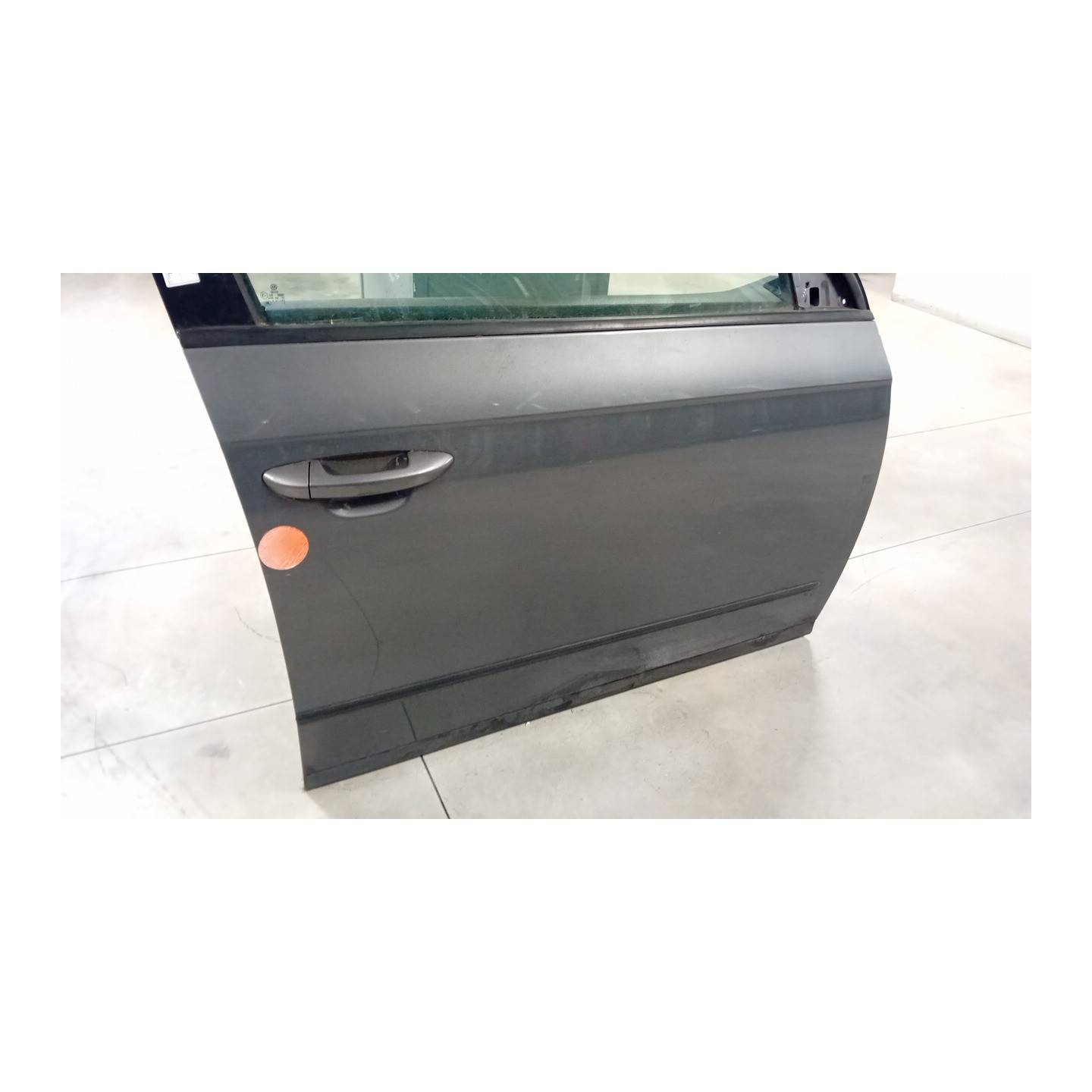 PORTA ANT. DX. 061 VOLKSWAGEN POLO (9N) (04/05-) AXR 6Q3831056K