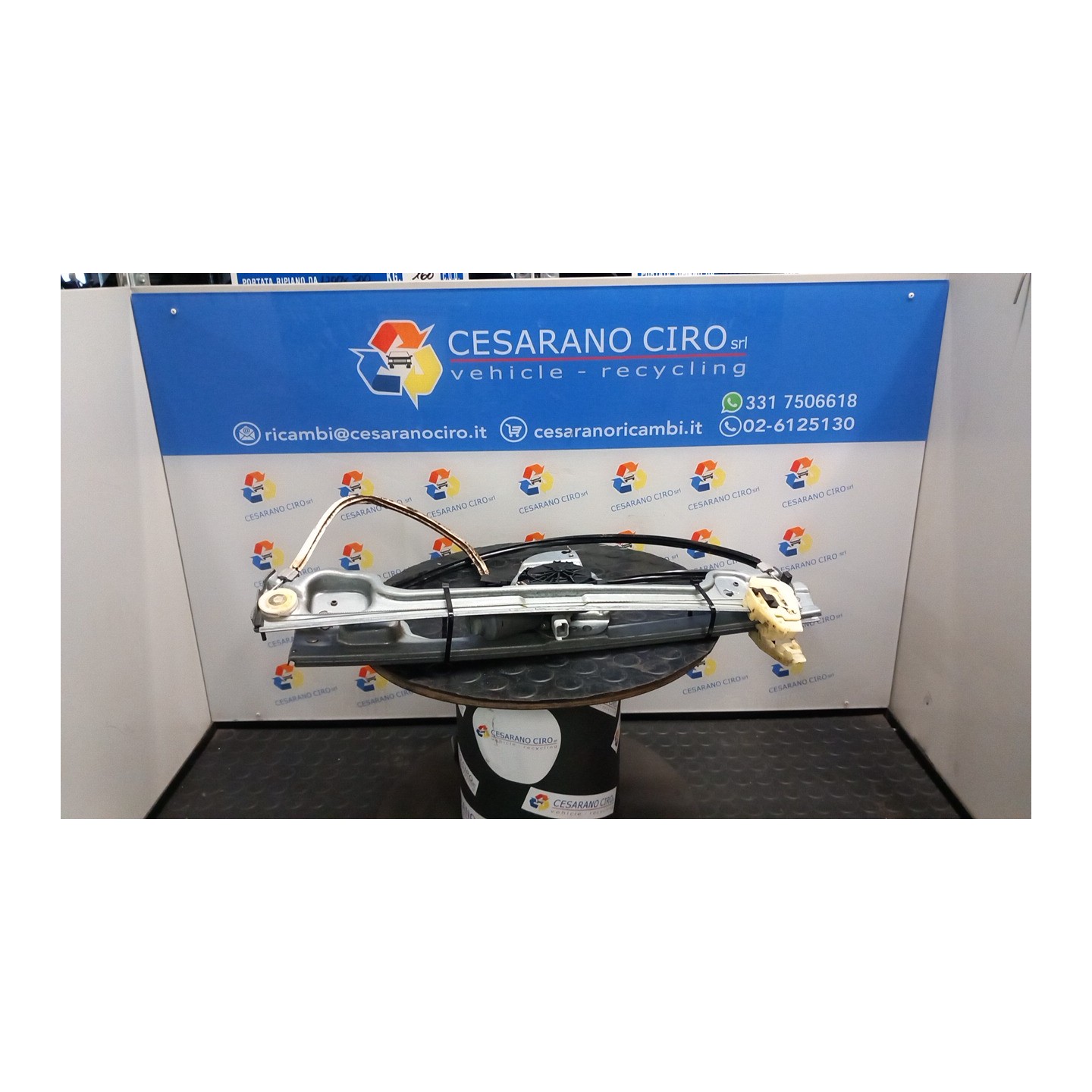 ALZACRISTALLO ELETTR. PORTA ANT. C/MOTORINO DX. 066 PEUGEOT 1007 (04/05-06/10) 8HZ 9222Q9