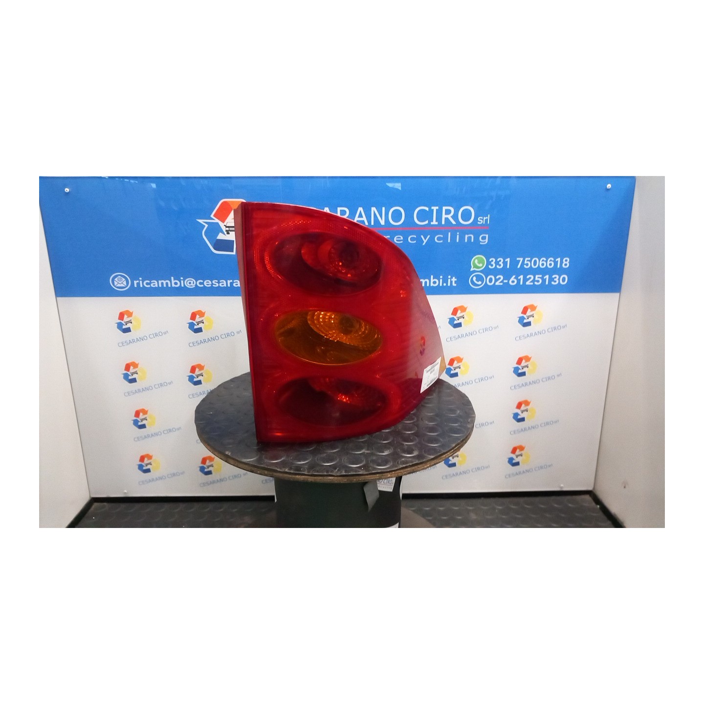 FANALE POST. SX. 067 PEUGEOT 1007 (04/05-06/10) 8HZ 6350V5