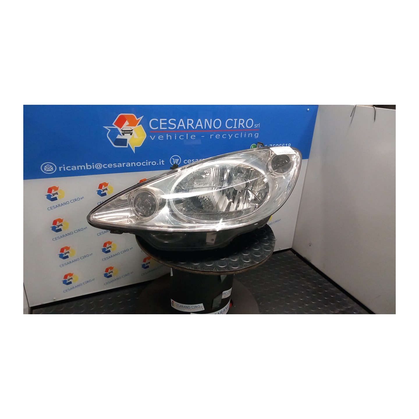 PROIETTORE SX. 069 PEUGEOT 1007 (04/05-06/10) 8HZ 620849