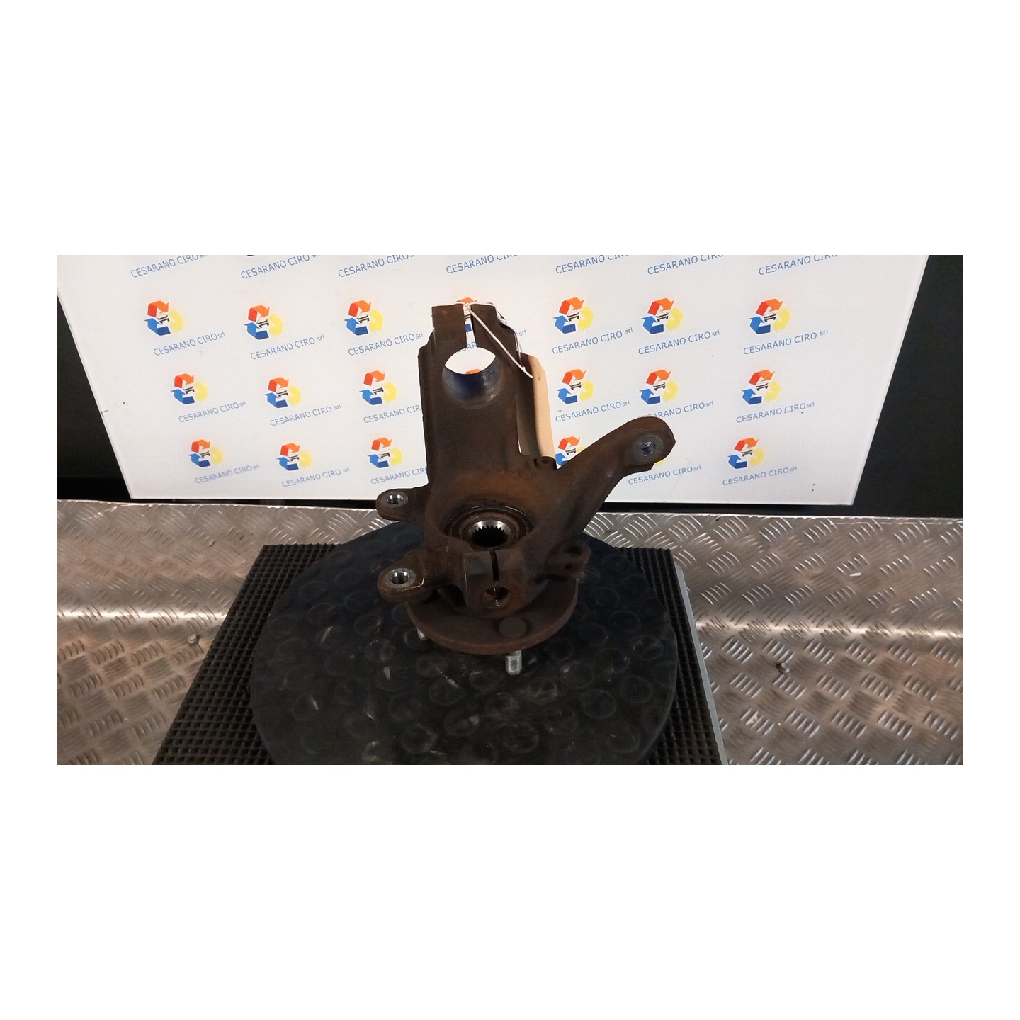 MONTANTE SOSP. ANT. 4FORI DX. 034 PEUGEOT 106 (03/96-04/04) HFX 3645A8
