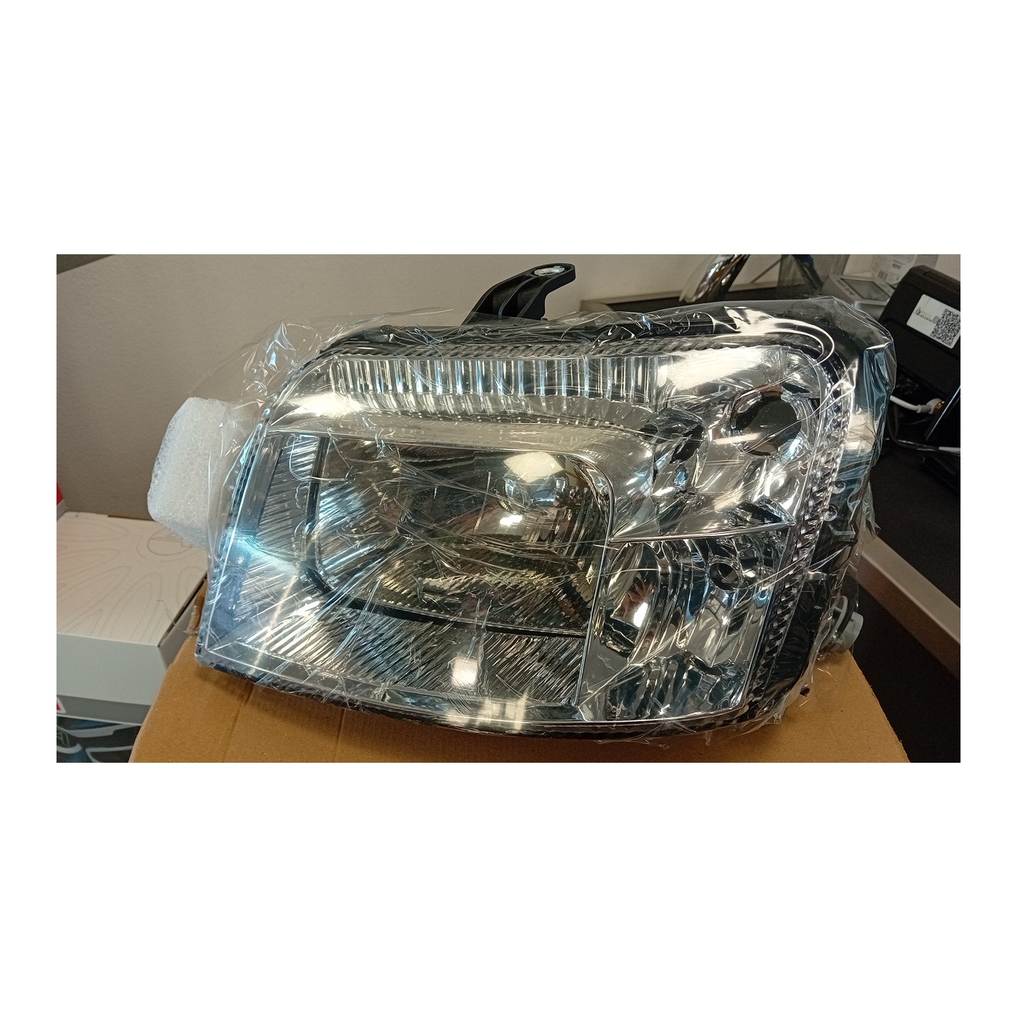 PROIETTORE SX. 057 FIAT PANDA (0X) (02/11-12/13)  51867677