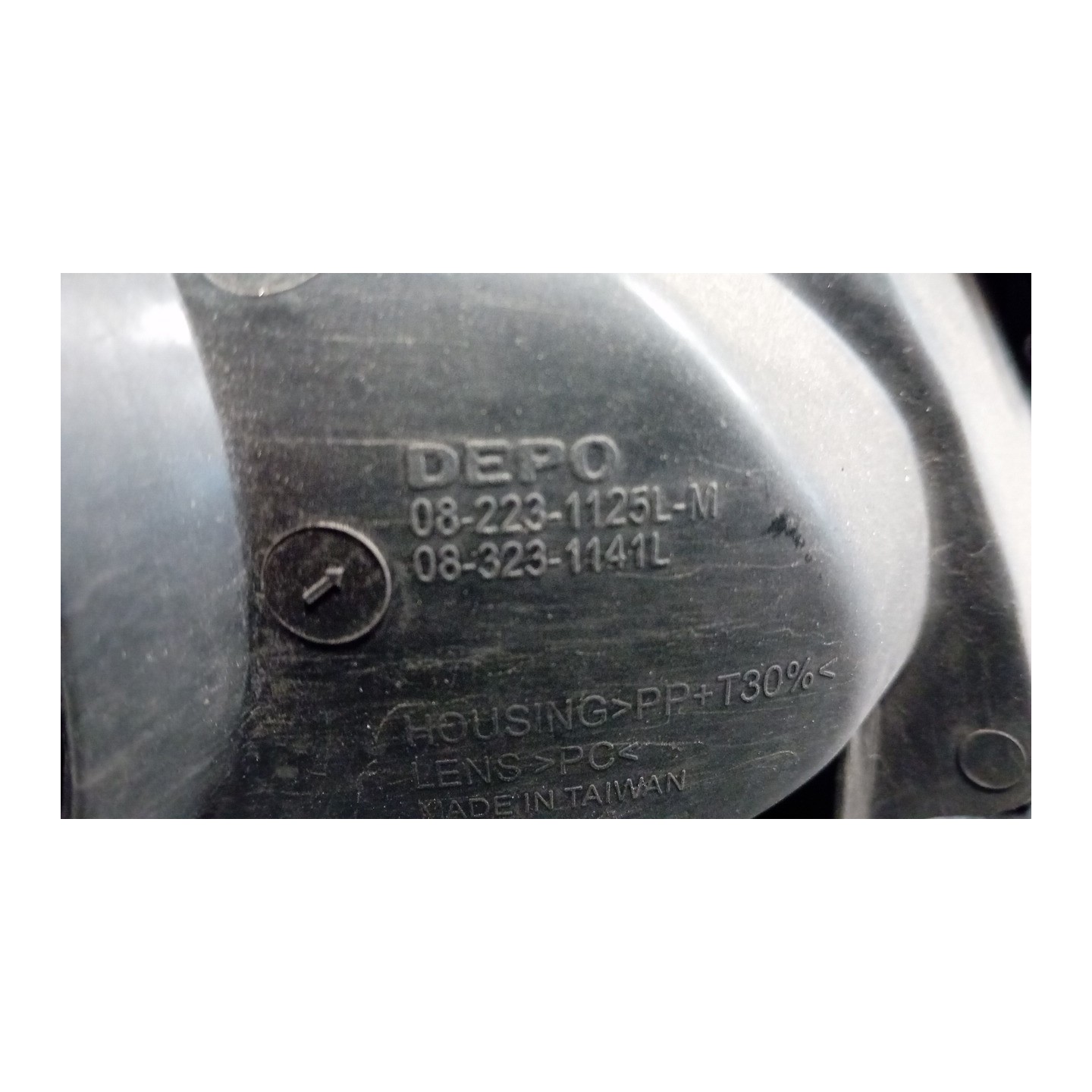 PROIETTORE SX. 201 KIA CARENS 2A SERIE (11/06-05/10)  921011D020