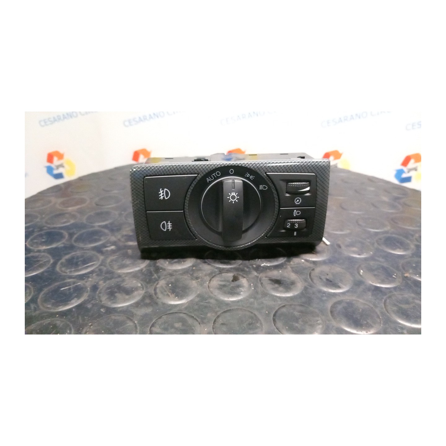 INTERRUTTORE BLOCCO COMANDO LUCI C/FENDINEBBIA 044 OPEL ANTARA (L07) (01/11-) Z22D1 20988680