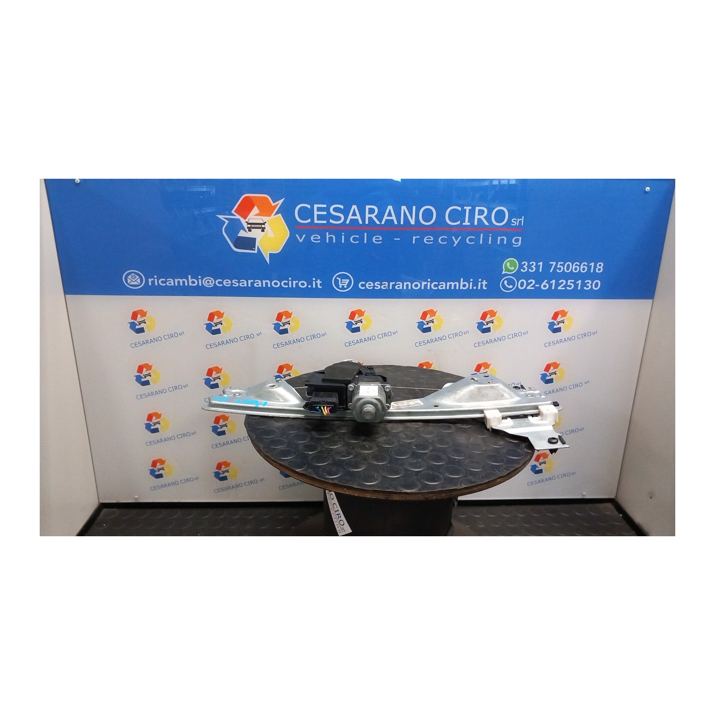 ALZACRISTALLO ELETTR. PORTA POST. DX. 052 PEUGEOT 308 (08/07-03/14) 9HZ 9224E9