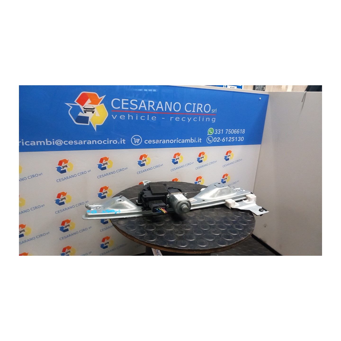 ALZACRISTALLO ELETTR. PORTA POST. DX. 052 PEUGEOT 308 (08/07-03/14) 9HZ 9224E9