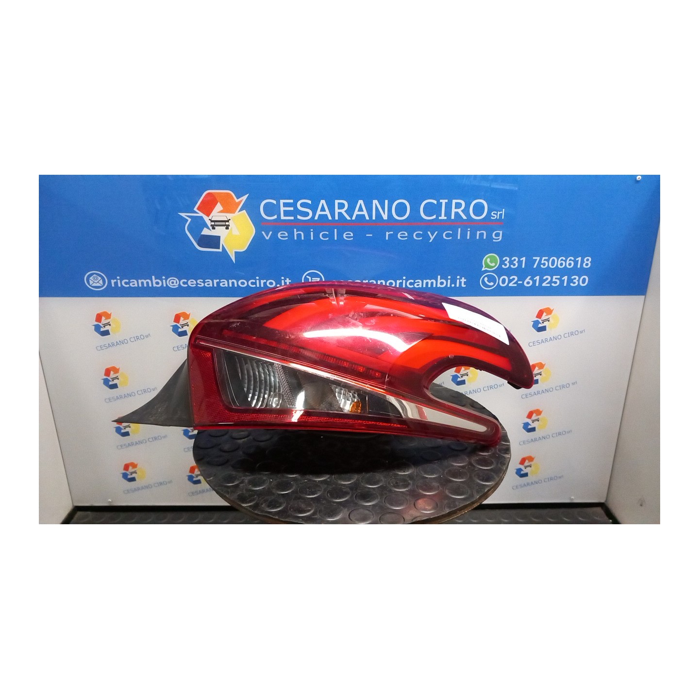 FANALE POST. DX. 109 PEUGEOT 208 (04/15-) HM01 9672628380