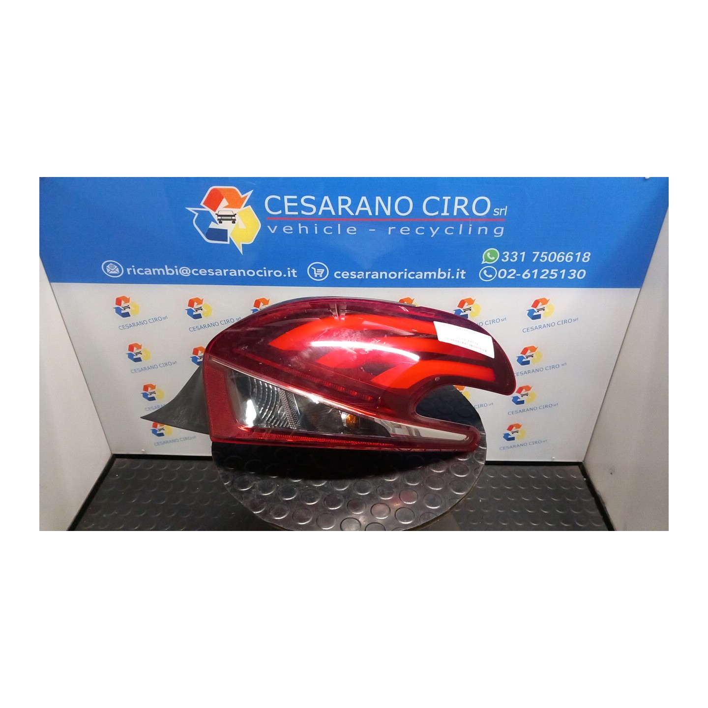 FANALE POST. DX. 109 PEUGEOT 208 (04/15-) HM01 9672628380