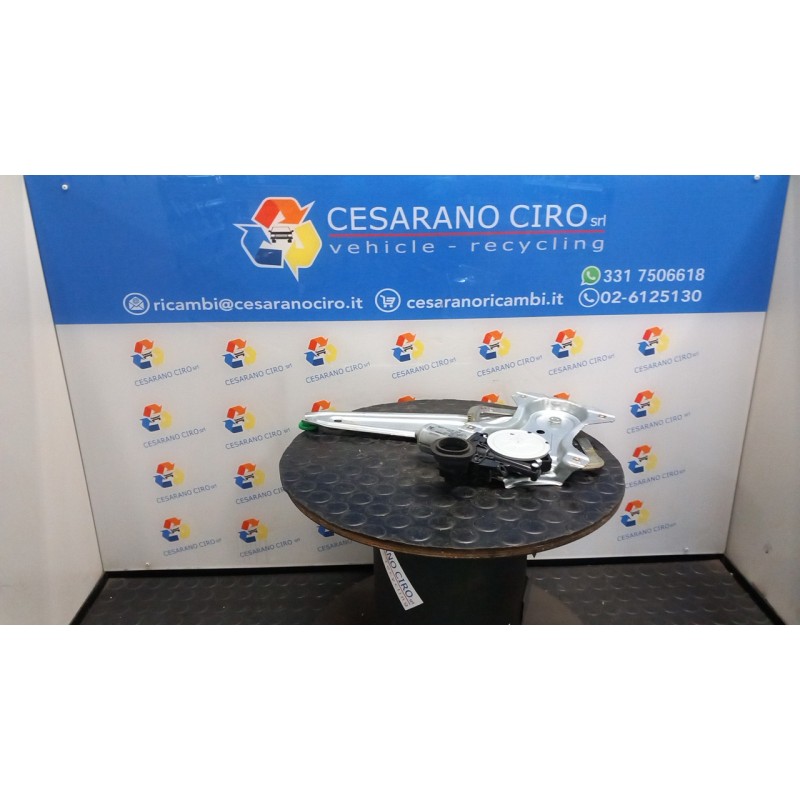 ALZACRISTALLO ELETTR. PORTA POST. CON MOTORINO SX. 119 TOYOTA YARIS (03/17-02/21) 1KR 698400D220
