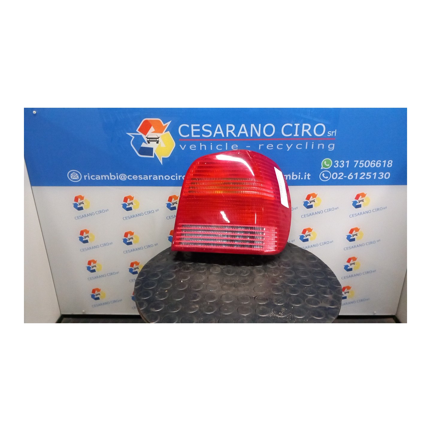 FANALE POST. DX. 166 VOLKSWAGEN POLO 3A SERIE (11/94-09/01) AUA 6N0945096