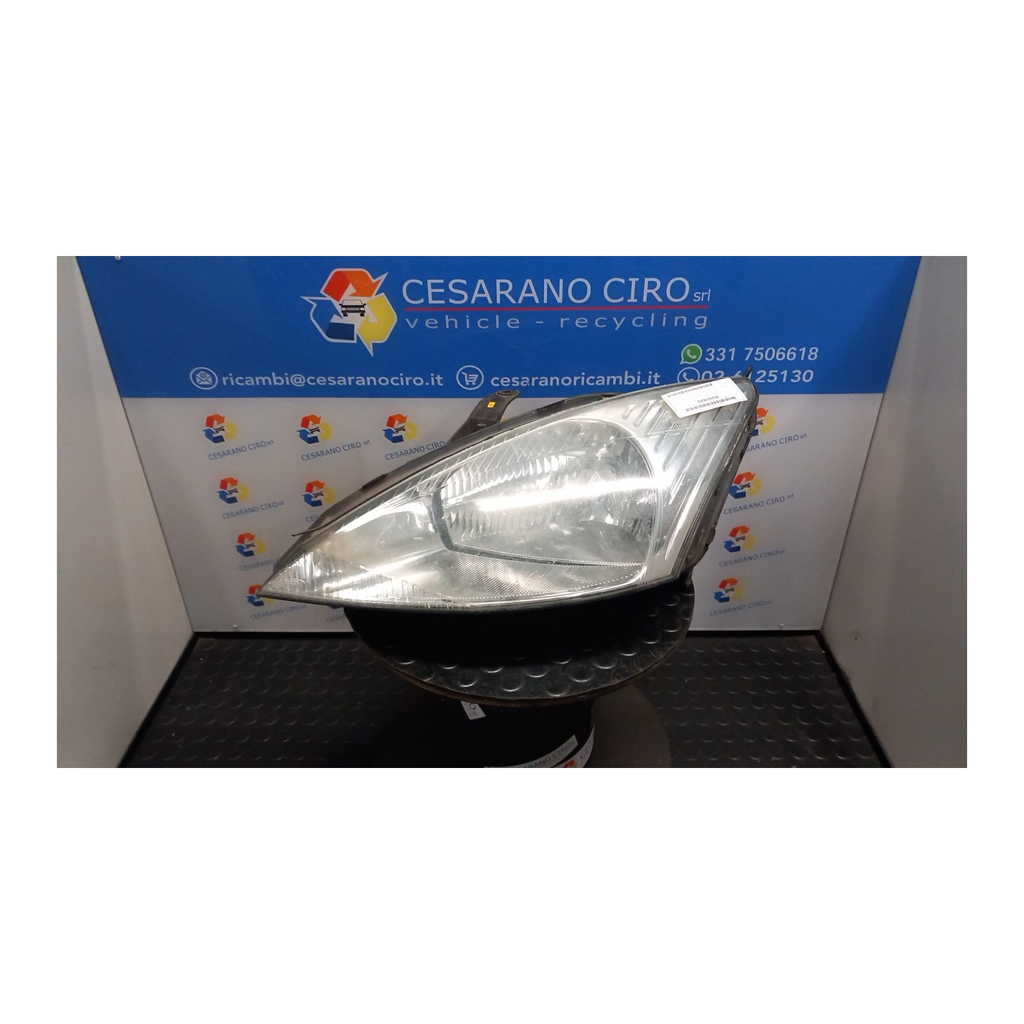 PROIETTORE C/REGOLAZ. MANUALE FARI SX. 179 FORD FOCUS (CAK) (10/98-03/02) C9DB 1152091