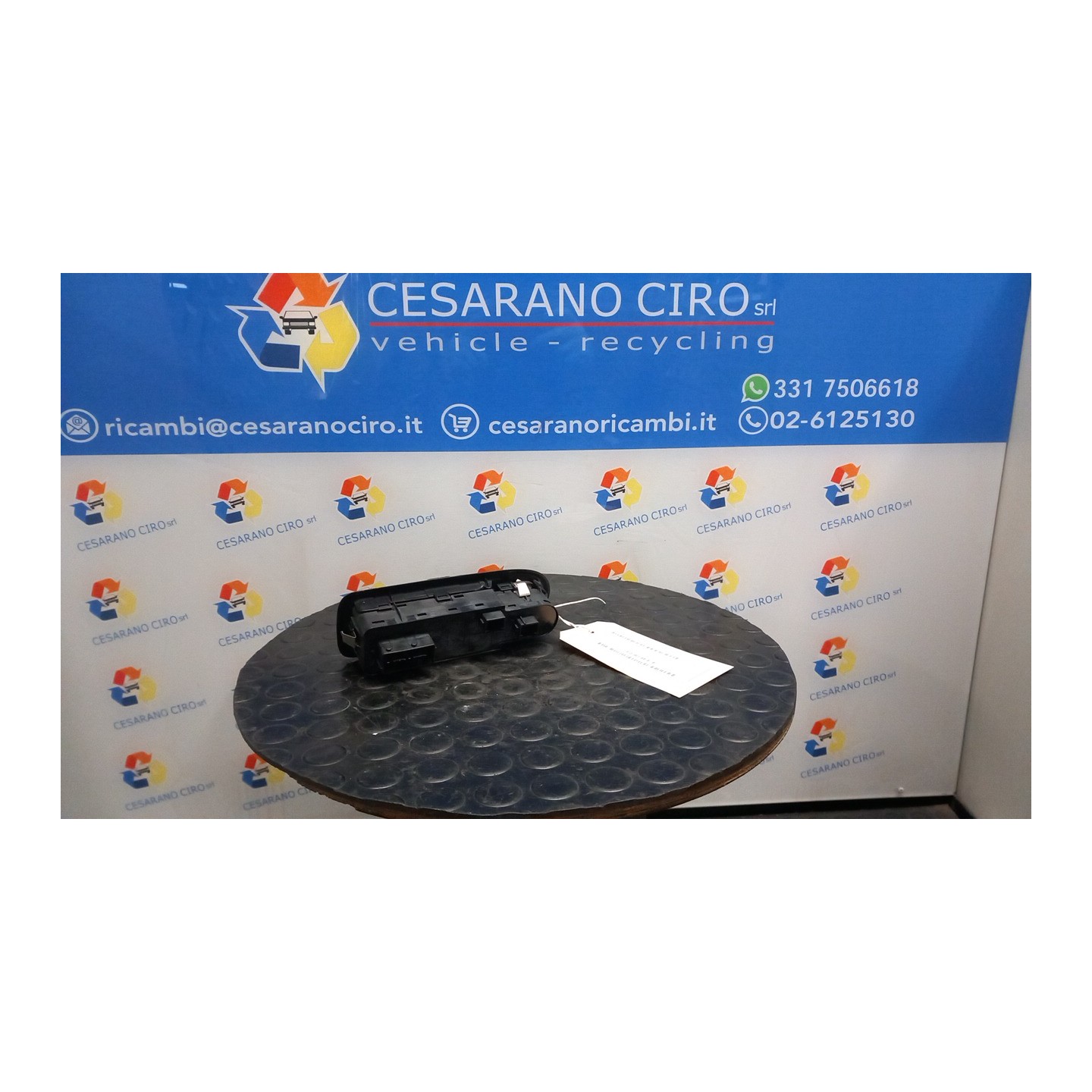 BLOCCO COMANDI ALZACRISTALLI E RETROVISORI EST. 131 CITROEN C5 (X7) (02/08-) RHF 6490C3