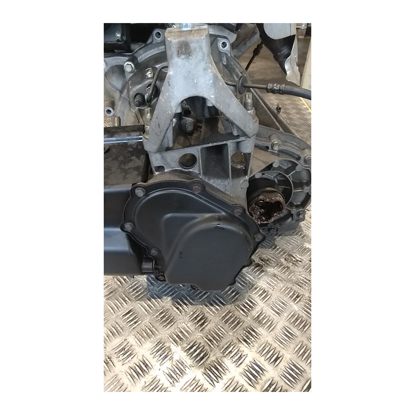 CAMBIO COMPL. 014 FORD FOCUS (CAK) (10/98-03/02) FYDA 1123176