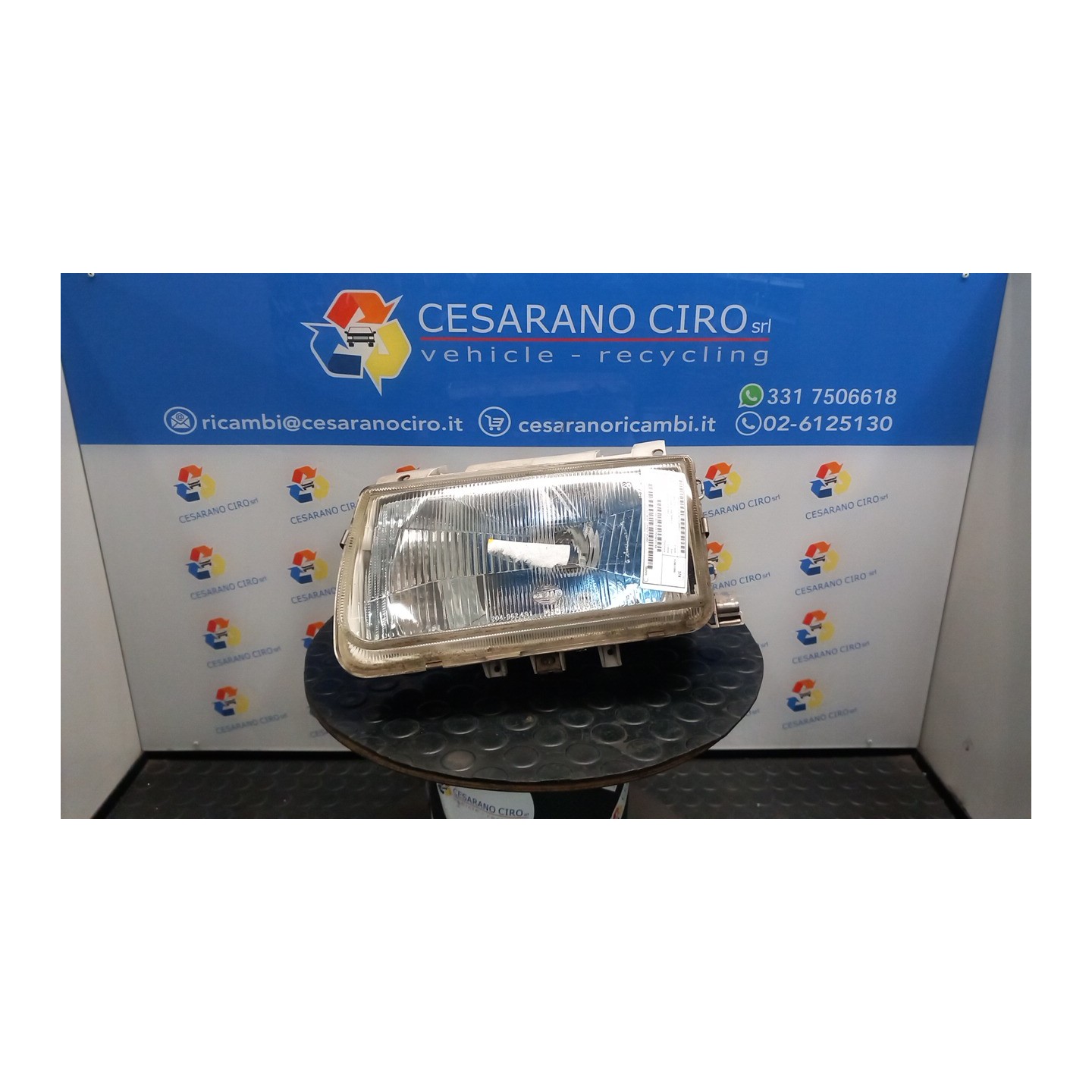 PROIETTORE HELLA SX. 017 VOLKSWAGEN POLO 3A SERIE (11/94-09/01) APQ 6N1941017AA