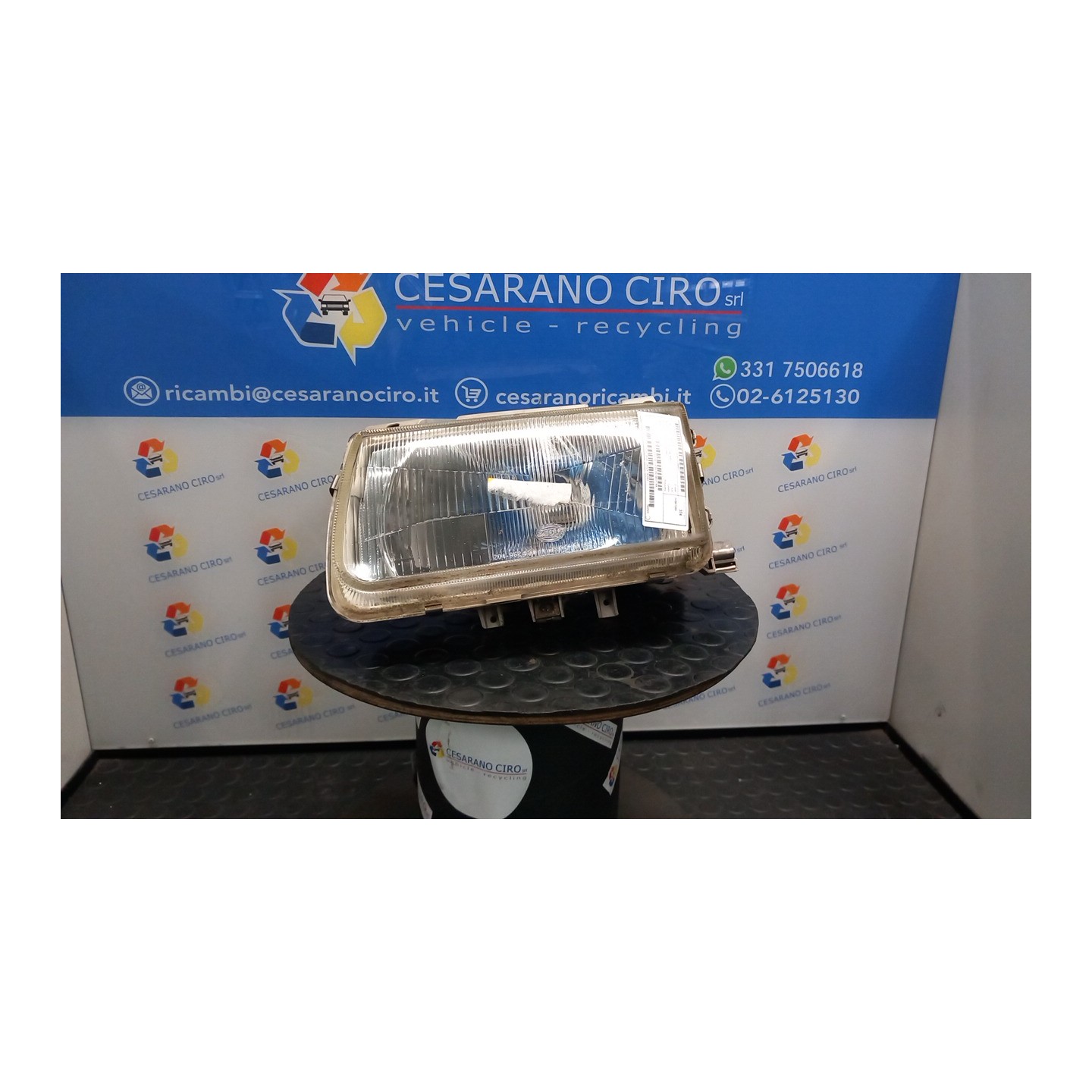 PROIETTORE HELLA SX. 017 VOLKSWAGEN POLO 3A SERIE (11/94-09/01) APQ 6N1941017AA