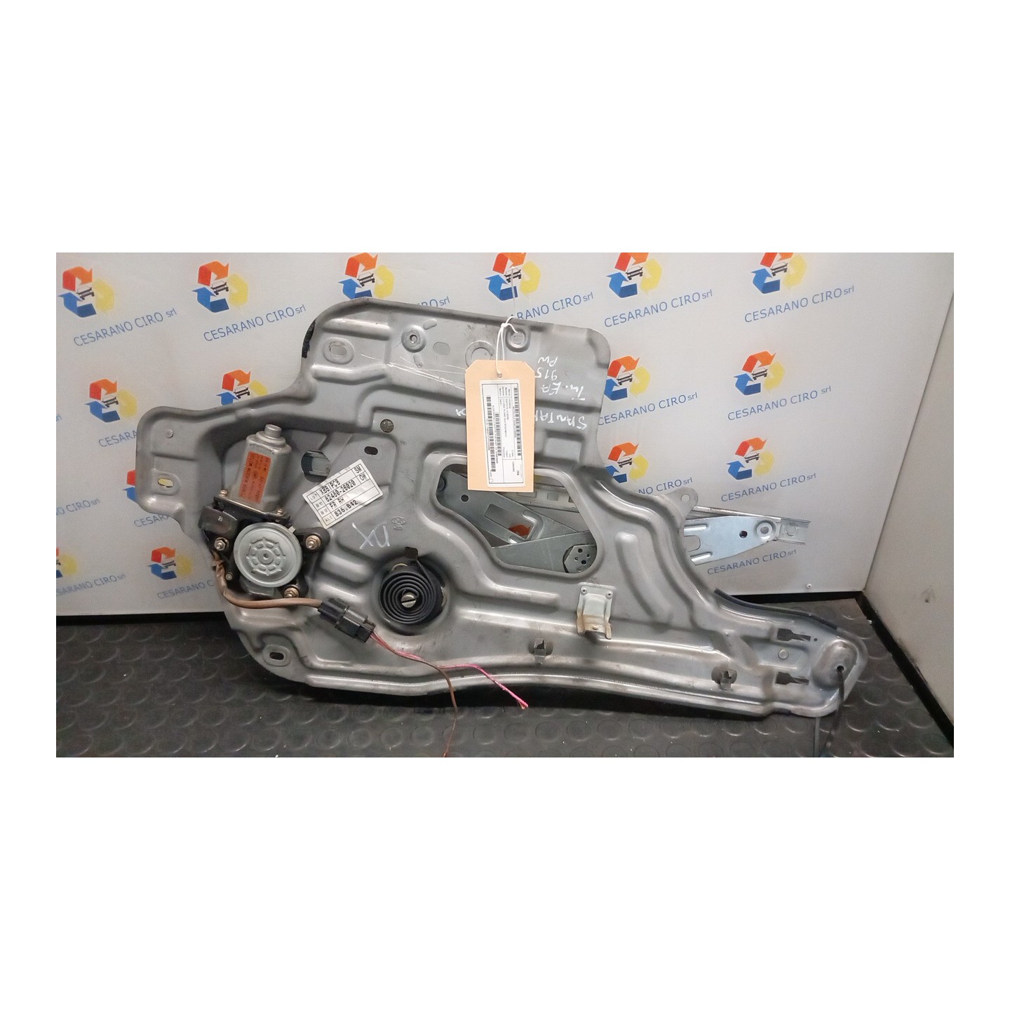 ALZACRISTALLO ELETTR. PORTA ANT. DX. 048 HYUNDAI SANTA FE 1A SERIE (01/01-10/06 D4EA 8240626000