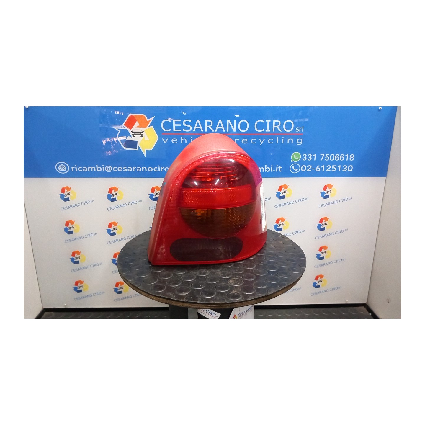 FANALE POST. 09/04 DX. 099 RENAULT TWINGO 1A SERIE (08/98-09/07) D7FF7 7700426320