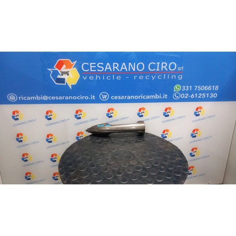 MANIGLIA PORTA ANT. SX. 097 TOYOTA RAV 4 4A SERIE HYBRID (09/15-1 2AR 6921042100B3