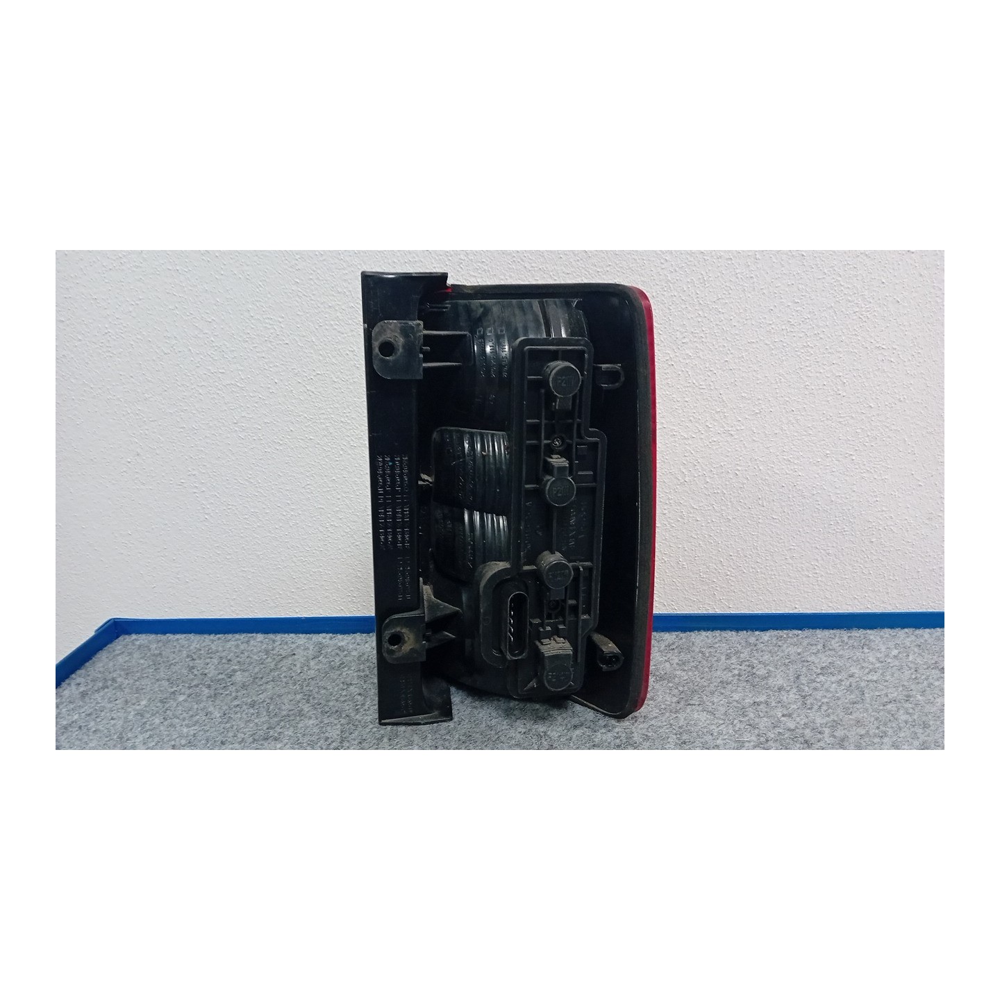 FANALE POST. SX. 175 VOLKSWAGEN CADDY (02/04-08/10) BSX 2K0945095N