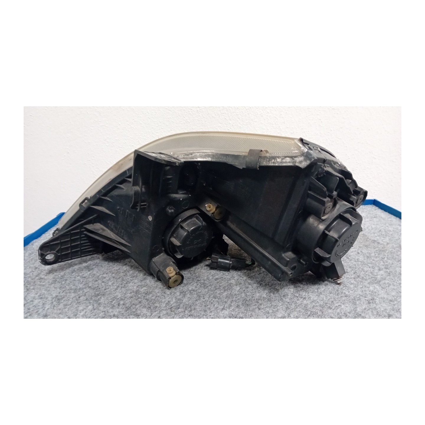 PROIETTORE DX. 179 SSANGYONG REXTON/REXTON II (12/03-) 665925 8310208B22