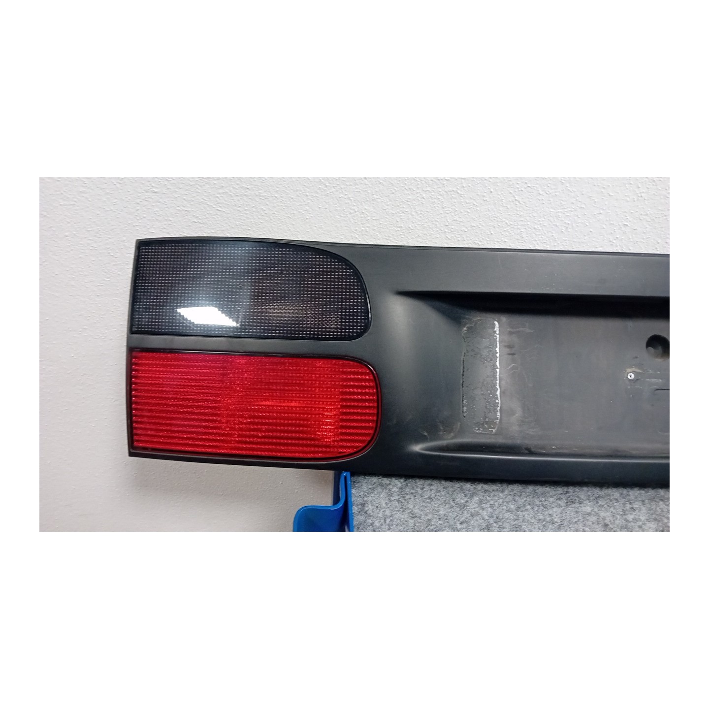 FANALE POST. PARTE INT. 185 RENAULT LAGUNA 1A SERIE (01/94-05/98) F3P D7 7701038277
