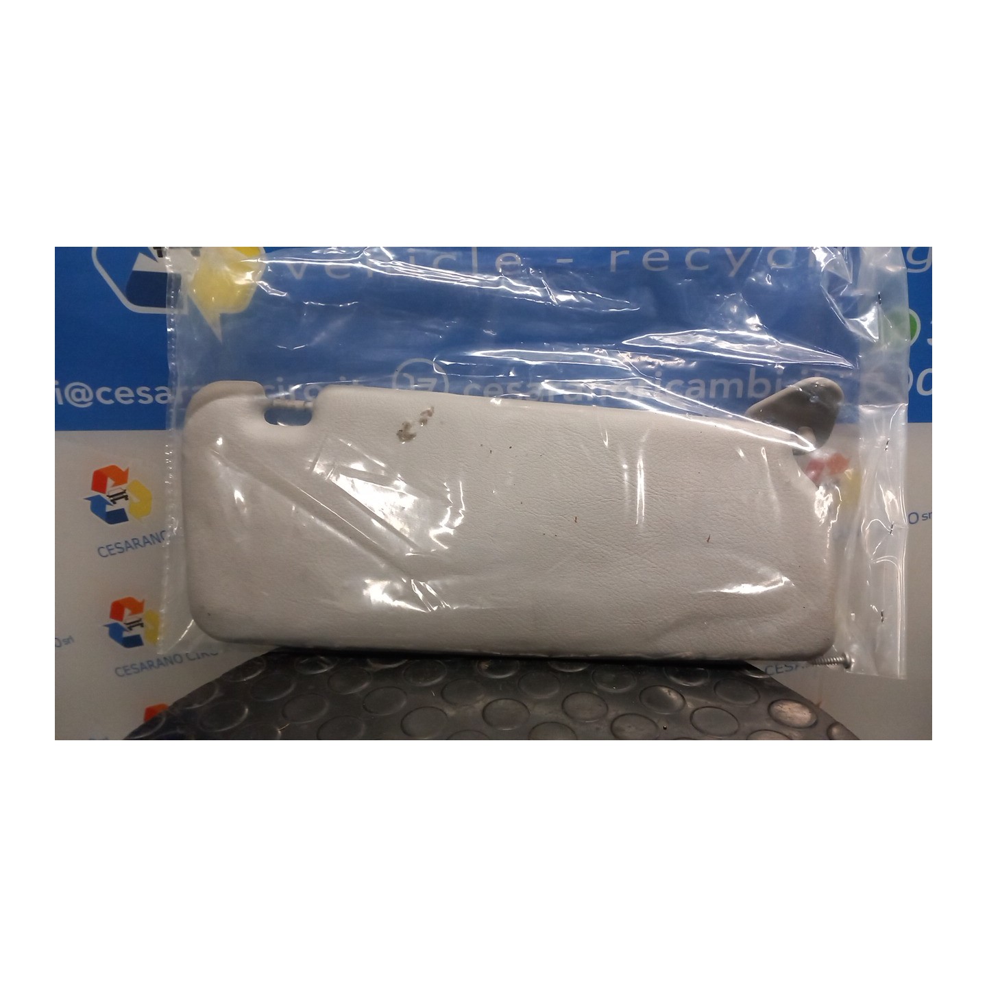 ALETTA PARASOLE PARABREZZA BEIGE SX. 020 BMW SERIE 3 (E46) (09/01-09/05) 204D4 51168267911