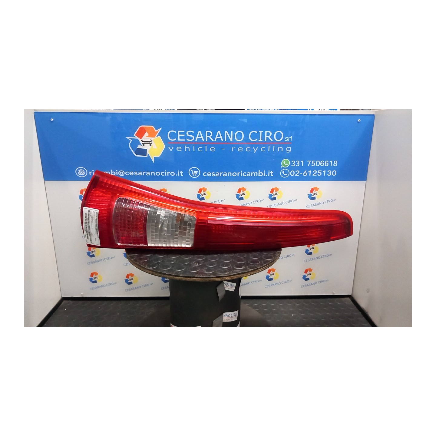 FANALE POST. SX 104 DAIHATSU CUORE (5 SERIE) EJ NB0868000104003048047085SX
