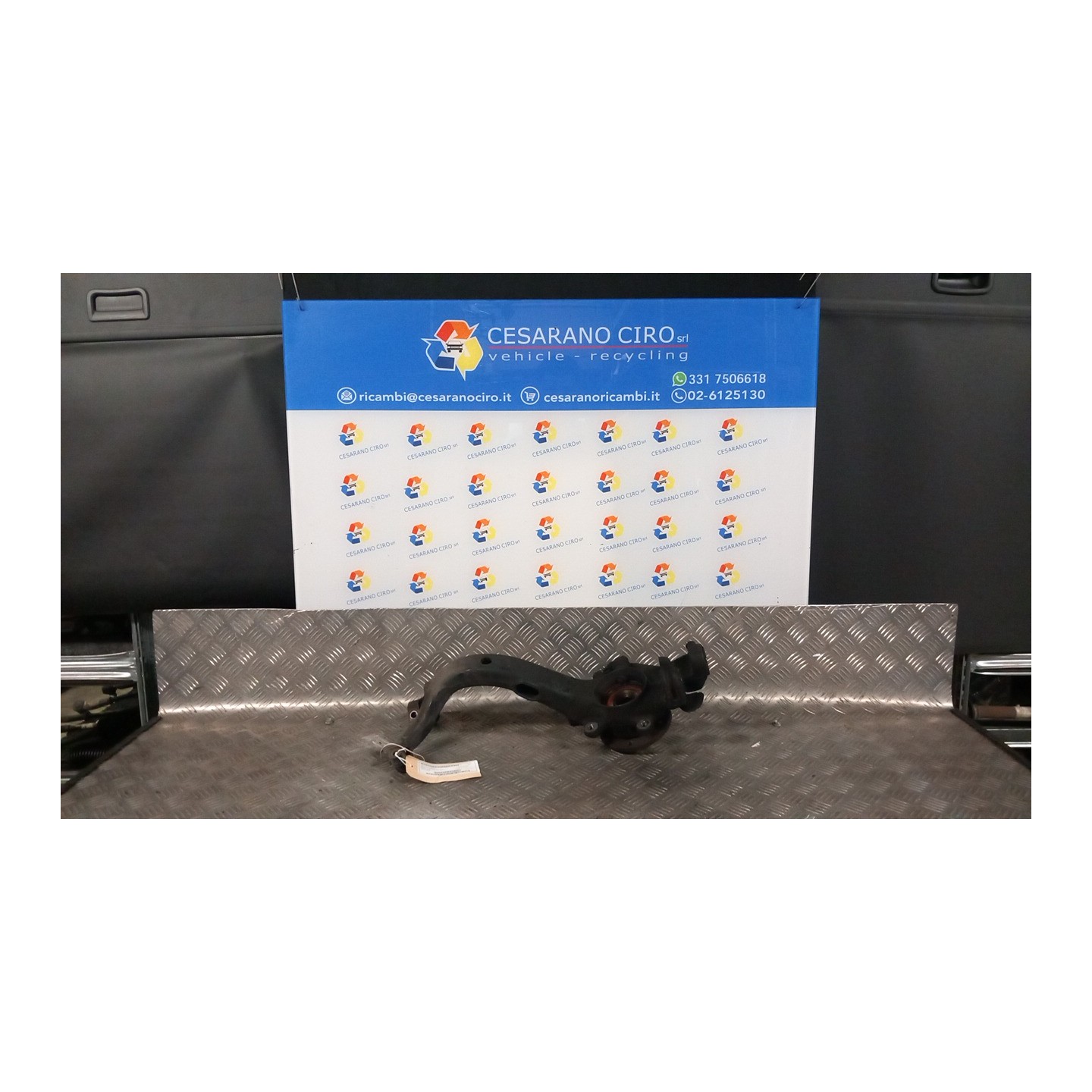 MONTANTE SOSP. ANT. SX. 115 VOLKSWAGEN PASSAT (3B) (08/96-04/03) AEB 8D0407257AL