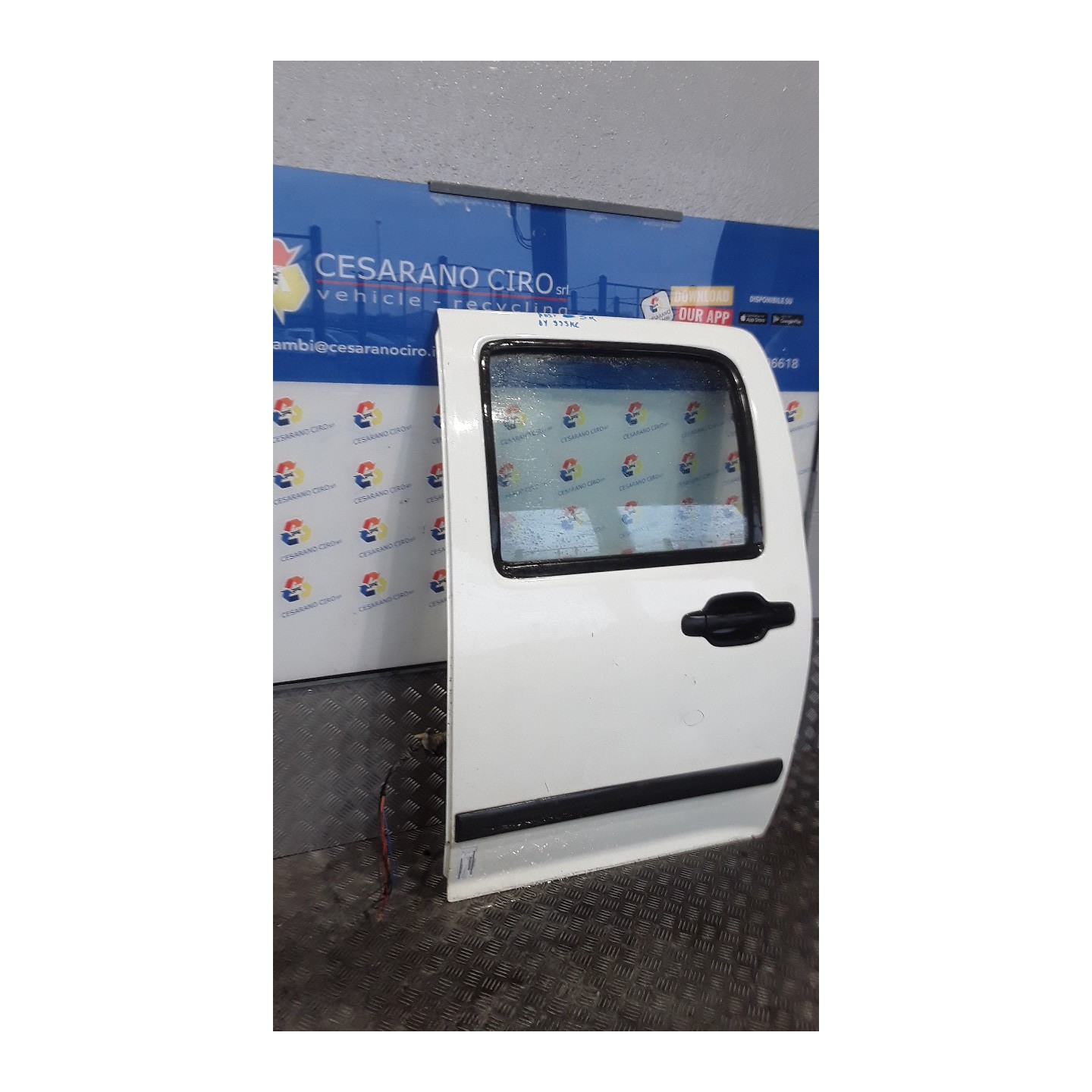 PORTA POST. S/SEDE MODANATURA SX. 126 ISUZU D-MAX (06/03-12/12) 4JJ1 8980429010
