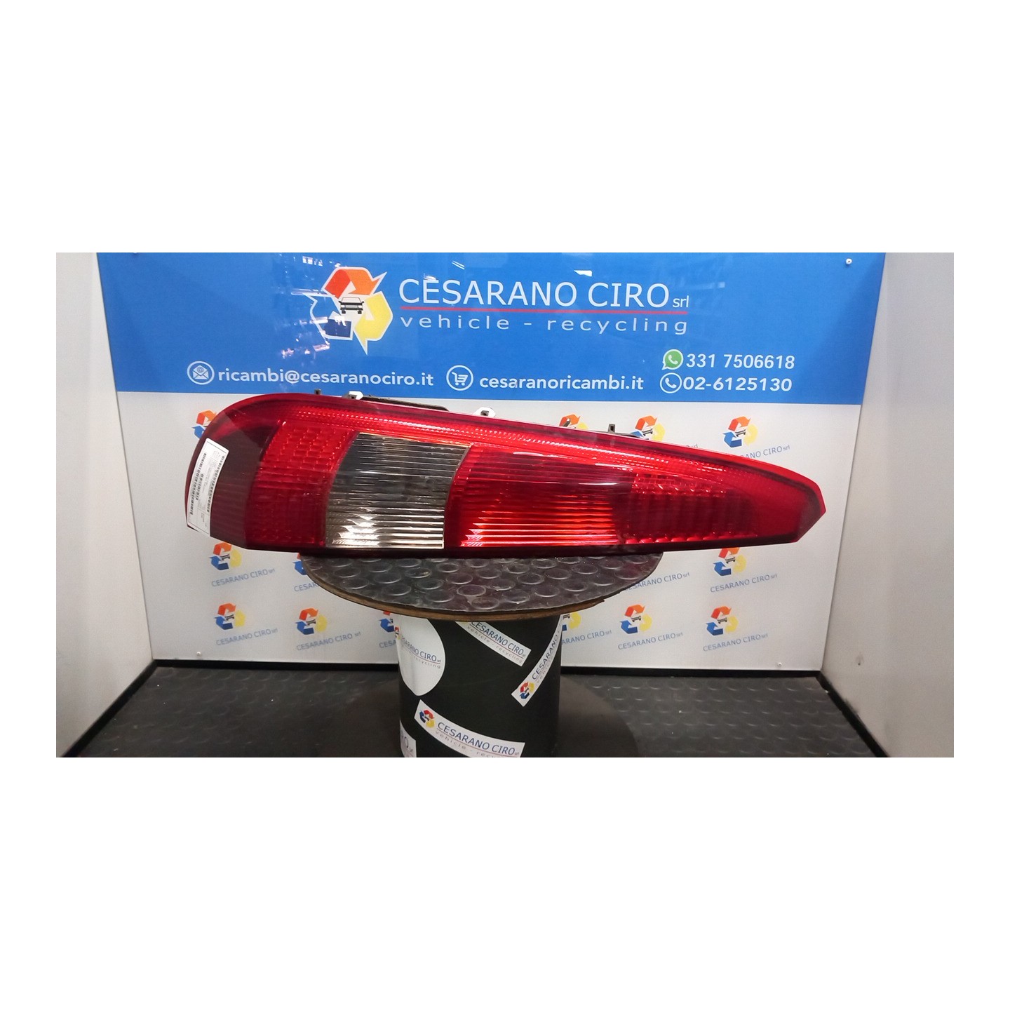 FANALE POST. SX. 006 FORD FIESTA (CBK) (03/02-12/05) FUJA 1324578