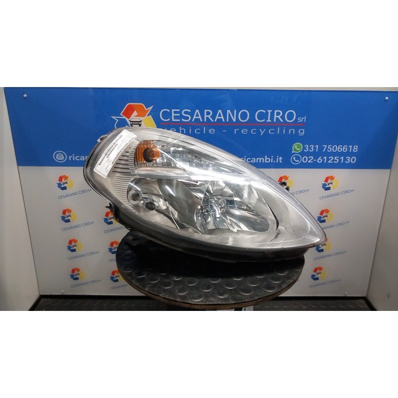 PROIETTORE DX. 061 LANCIA YPSILON (TE) (06/03-09/06) 188A4000 51774225