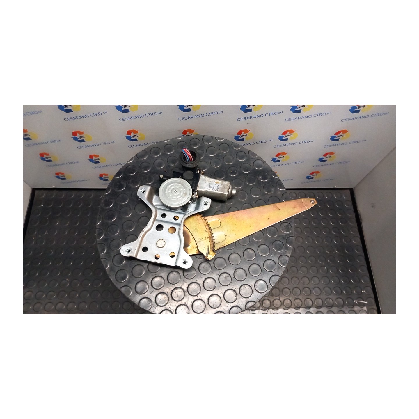 ALZACRISTALLO ELETTR. PORTA POST. DX. 092 TOYOTA COROLLA VERSO (01/02-03/04) 3ZZFE 6980313020