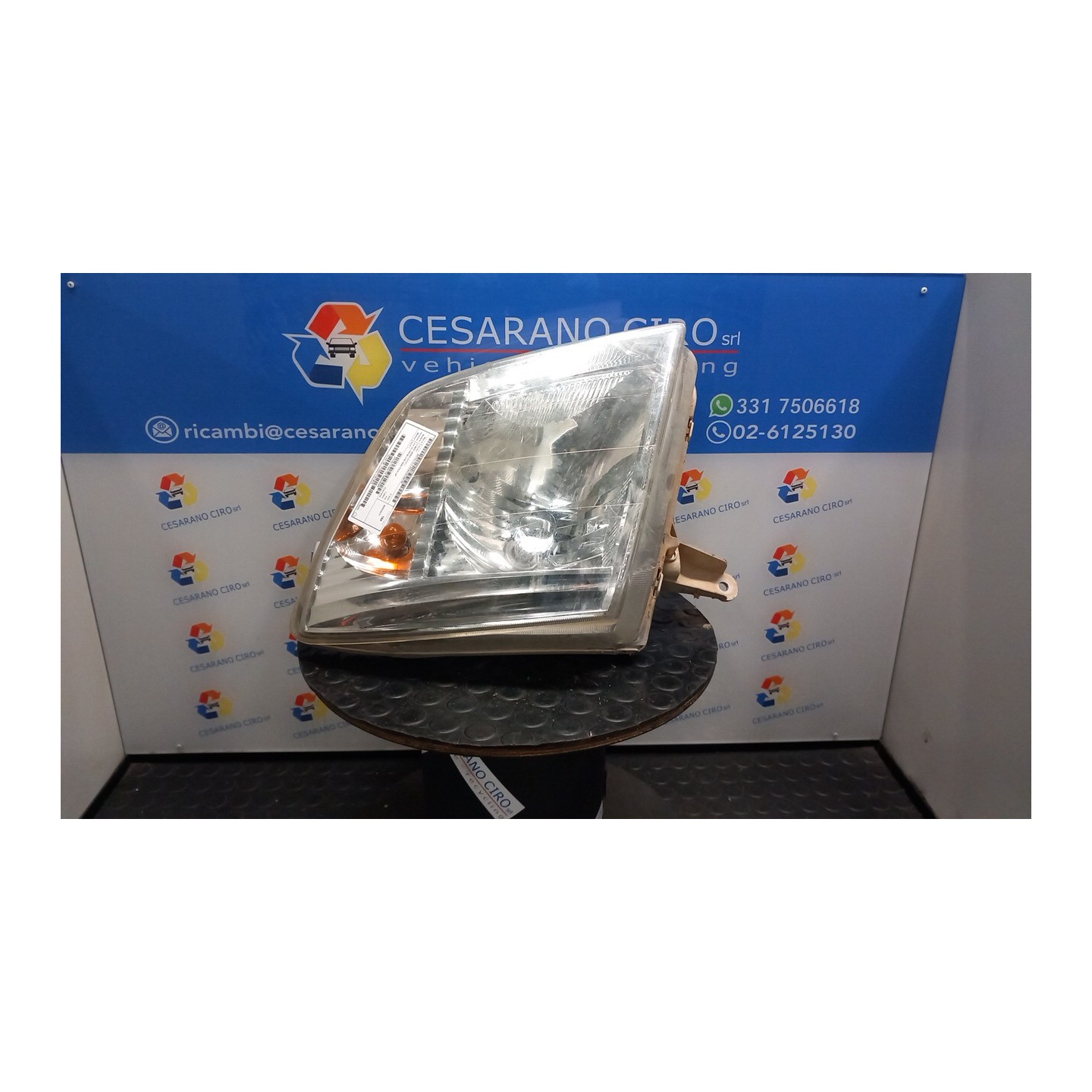 PROIETTORE DX. 100 ISUZU D-MAX (06/03-12/12) 4JJ1 8980238350