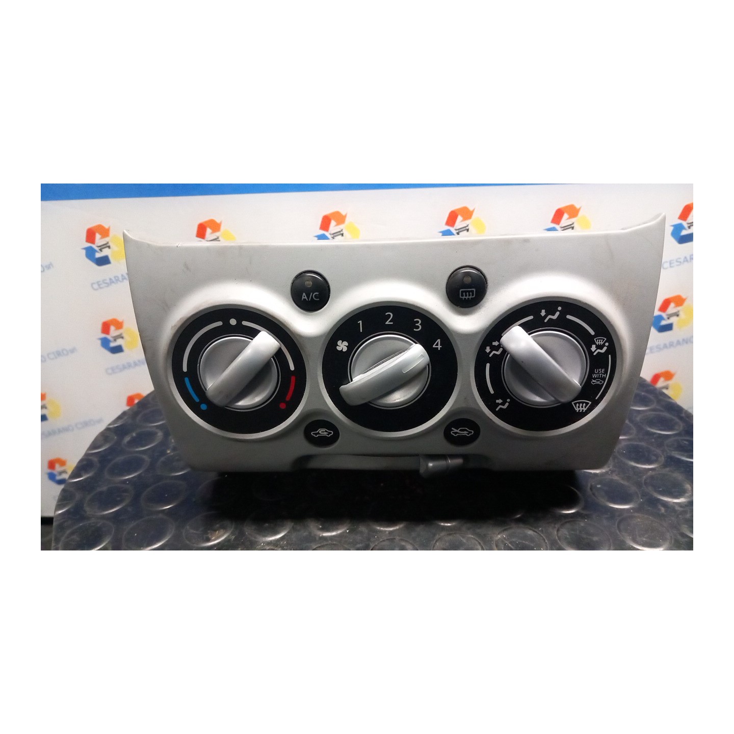 BLOCCO COMANDO CLIMATIZZAZIONE 125 NISSAN PIXO (UA0) (04/09-) K10B 275114A00M