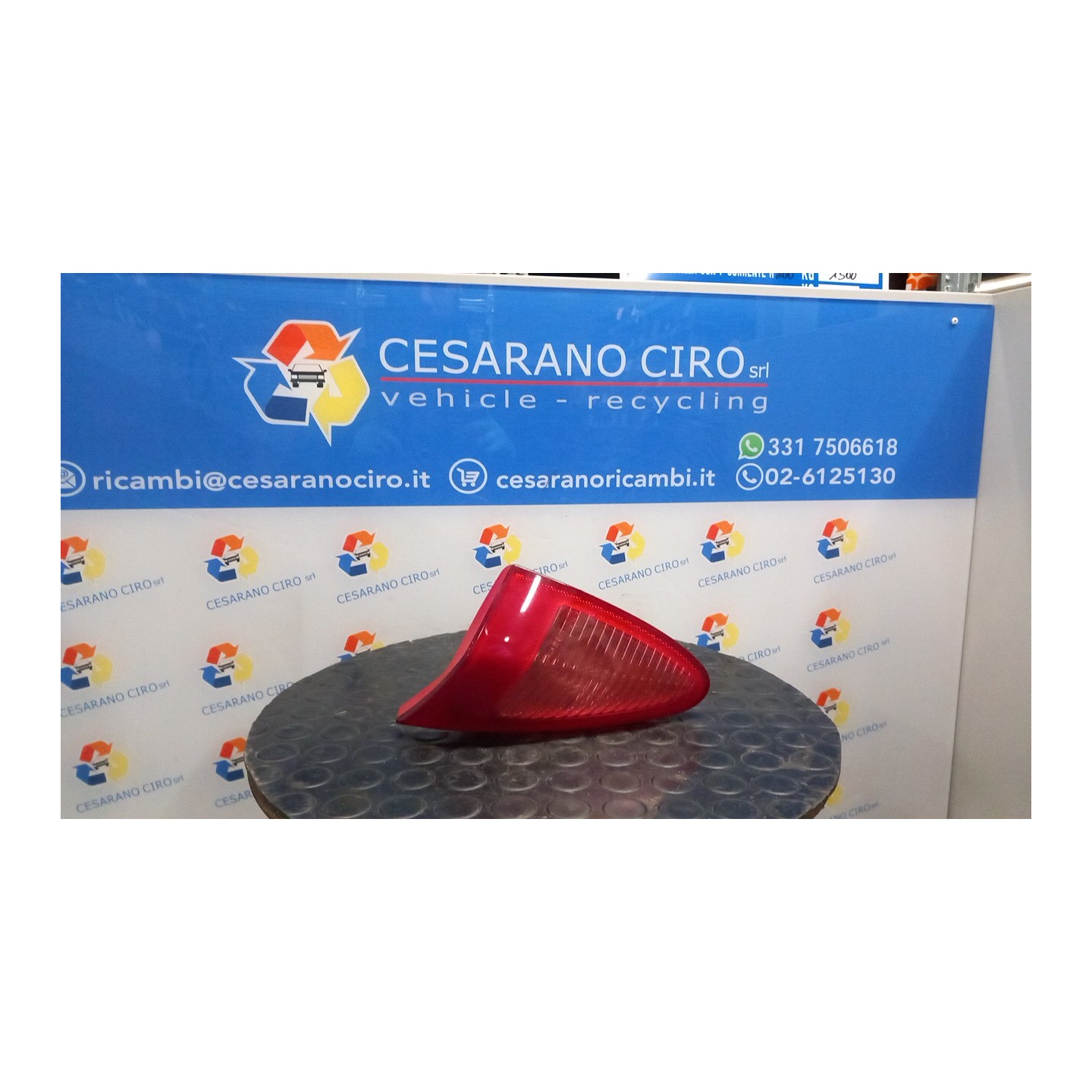 FANALE POST. PARTE INT. DX. 129 ALFA ROMEO 147 (W8) (08/00-01/06) AR32104 46556348