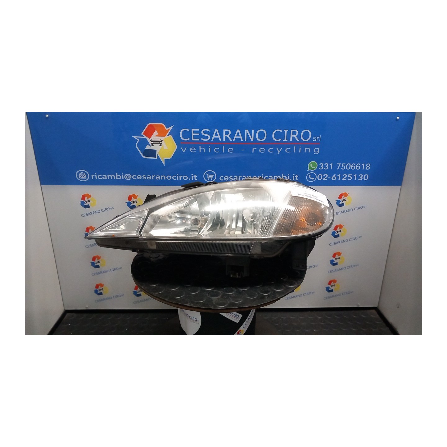 PROIETTORE SX. 155 RENAULT MEGANE 1A SERIE (03/99-06/03) K4JC7 260607124R