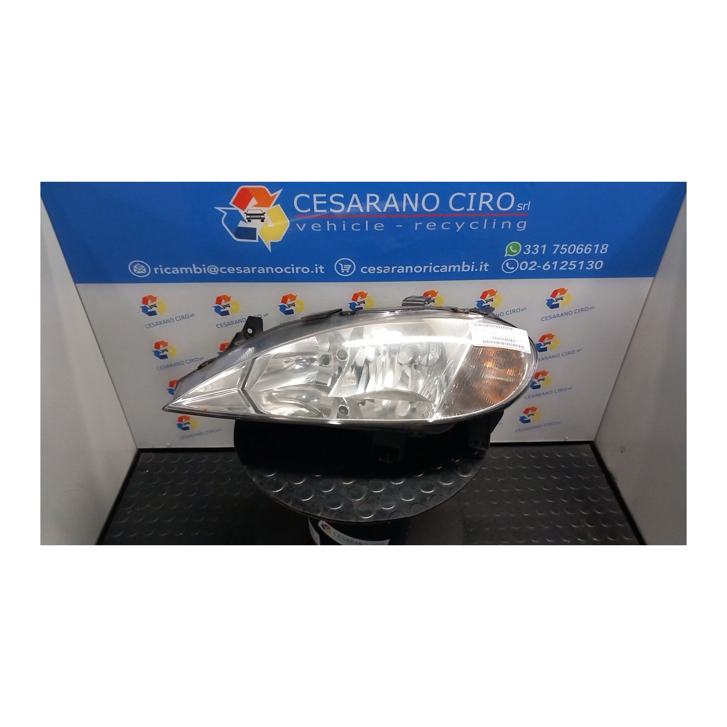 PROIETTORE SX. 155 RENAULT MEGANE 1A SERIE (03/99-06/03) K4JC7 260607124R
