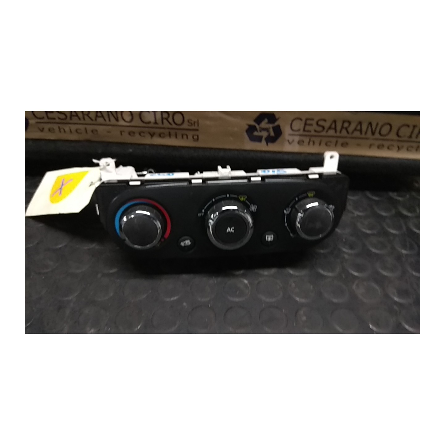 BLOCCO COMANDO CLIMATIZZAZIONE C/A/C 034 RENAULT CLIO 4A SERIE (07/12-12/16) D4FD7 275102750R