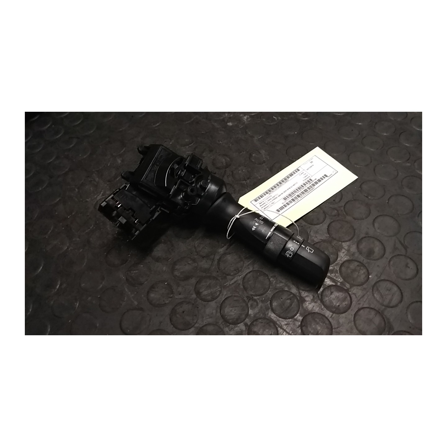 BLOCCO COMANDI TERGICRISTALLI 031 TOYOTA YARIS (03/17-) 1NZ 846520D180