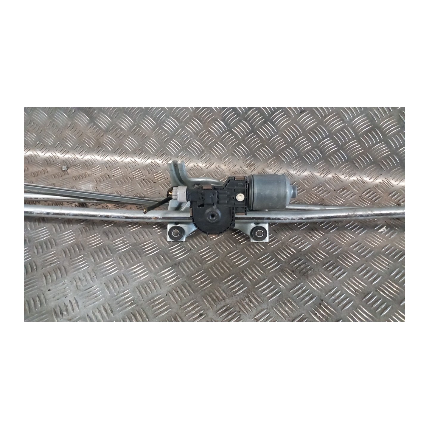 MECCANISMO TERGIPARABREZZA CON MOTORINO 193 OPEL MERIVA (S10) (04/10-) A14XER 13250416